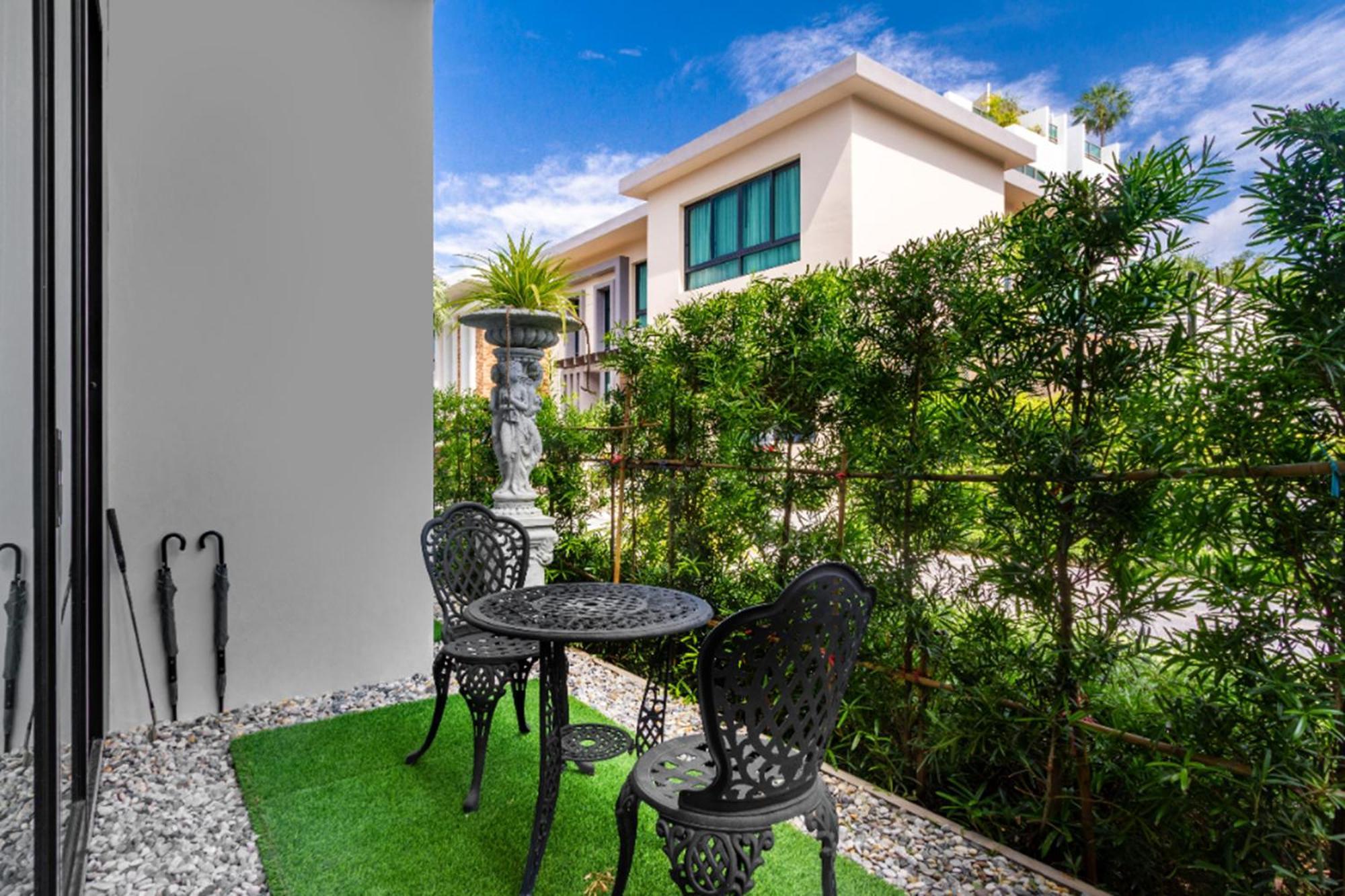 New Luxury Two Bedroom Private Swimming Pool With Complete Supporting Facilities, Convenient For Travel 800 Meters To H09 Вилла Камала